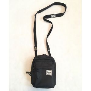 Herschel Supply Company Black Crossbody Vacation Tech Bag
